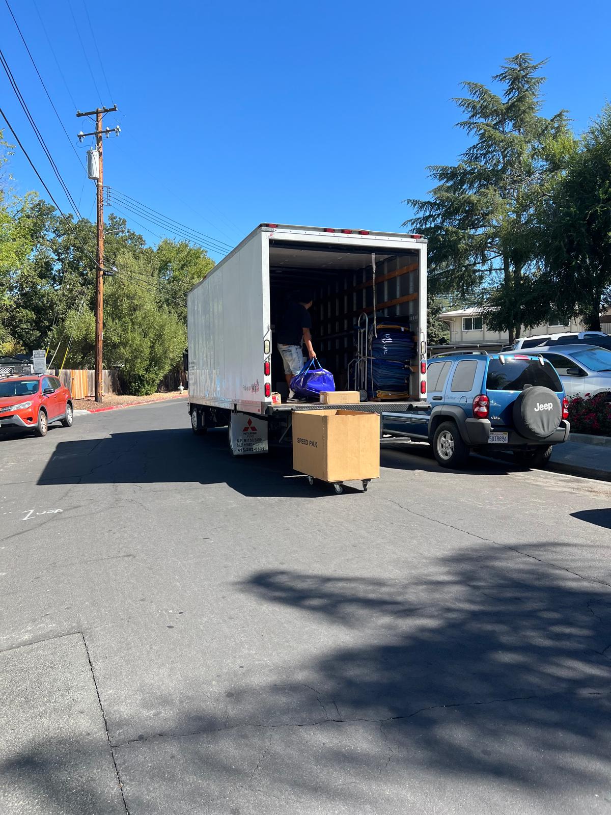 Roche's Moving Services Image